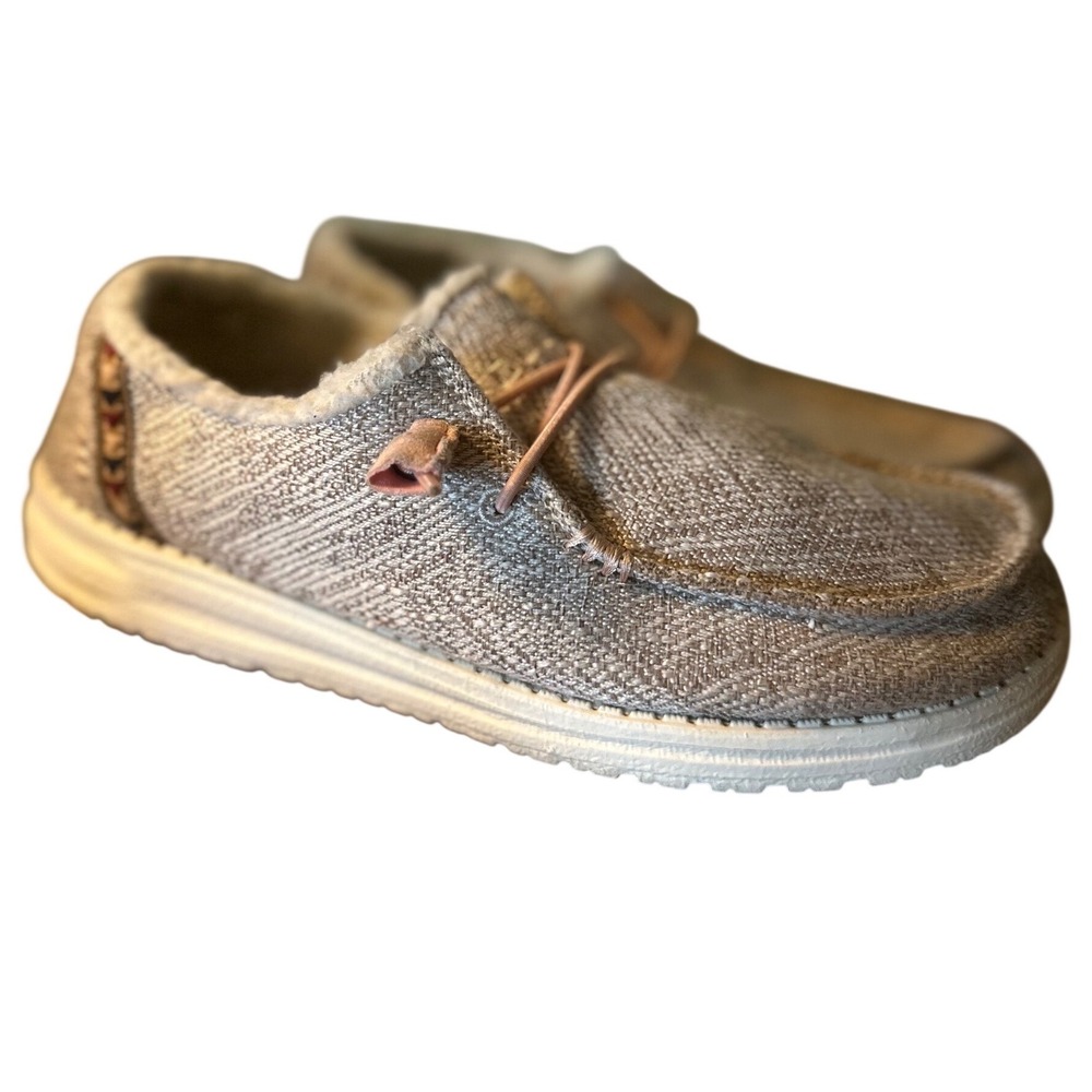 Hey Dude Women's size 8